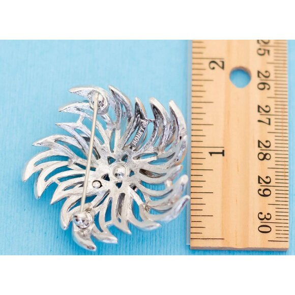 Vintage Silver Vortex Flower Brooch by Monet - N4 - Picture 2 of 2